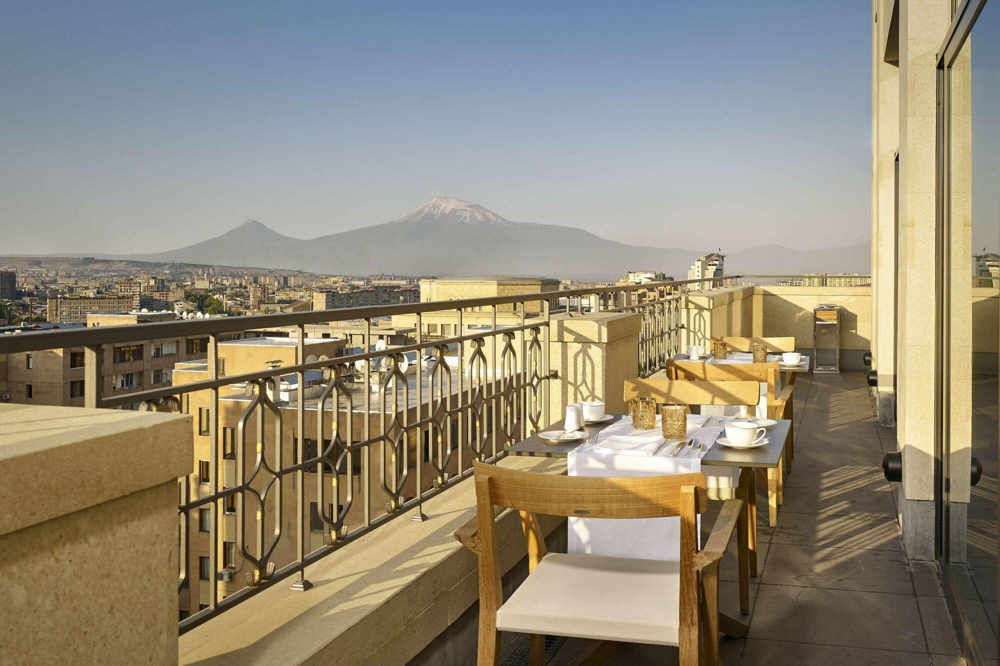 The Alexander, A Luxury Collection Hotel, Yerevan Exterior photo
